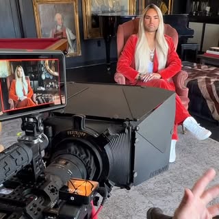 Preparing for my Netflix Interview... 🎬
Title: “Hair, Heels, & HR Violations”
If you know, you know