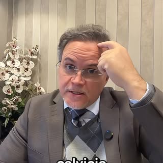 🔍 **Você cuida do que ainda tem... mas e o que já perdeu?**

Olhe para o seu shampoo anticaspa. Ago