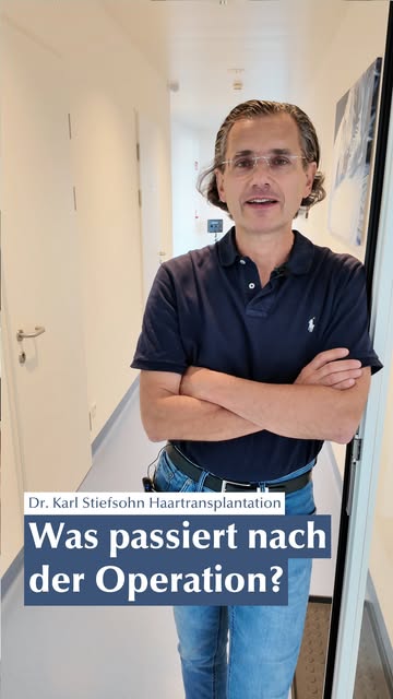 Fallen die eingepflanzten Haare wieder aus?
In der Regel fallen die meisten eingepflanzte Haare bei 