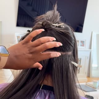 House calls for my k-tip client in Dallas 💜
Service : K-Tip Transformation 
Cost: Starting at $2,00
