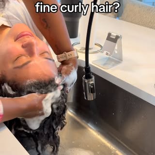 Can you get K-tips with fine, curly hair? 

👍🏽Yes, but the installation should never be one-size-f