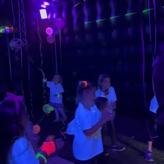 Bonne fête à mes incroyables princesses ! Vous voir sourire et vous amuser était magnifique. Le part