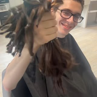Some haircuts mean a little more than others ❤️

Today I had the privilege of cutting off 3 years’ w