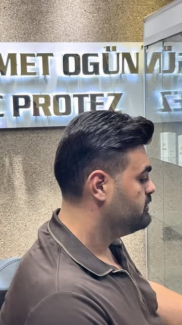 Değişen sadece saç değil, tüm ifade!

Protez saçta doğallığın sırrı; çok saç değil, doğru yoğunluk v