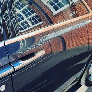 Arrive in a #rollsroyce ..#baller lol