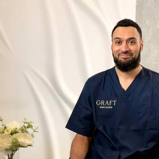 Our trusted specialist Dr Salim is here to answer any questions you may have about hair transplants 