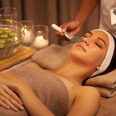 Try the Apple Autumn Facial at MagnifaSkin!

A little reset after summer is just what your skin need