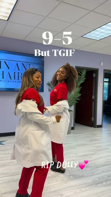 Working 9 to 5  @skinandhaircenter 🤠✨

A little clinic dance break to celebrate the incomparable Do