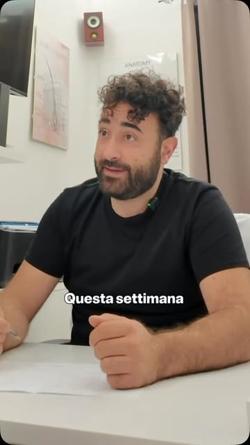La caduta dei capelli non è solo una questione di capelli!

Dietro la salute del cuoio capelluto e d