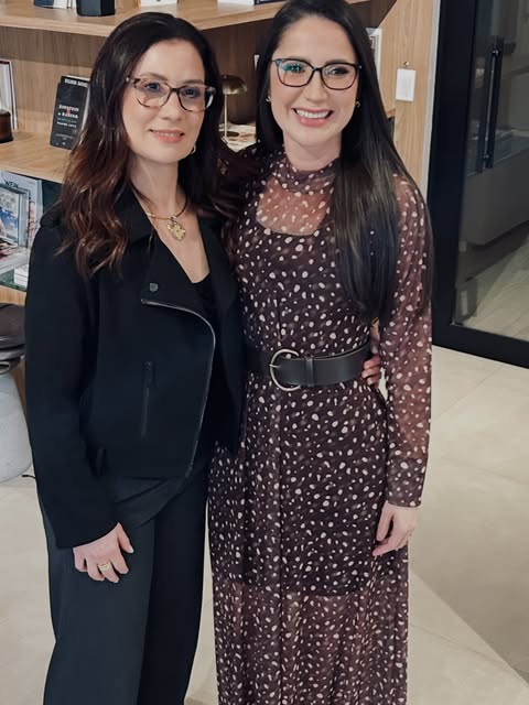 Uma foto para marcar um dia muito especial, quando conheci minha mentora @kellifoglia pessoalmente. 