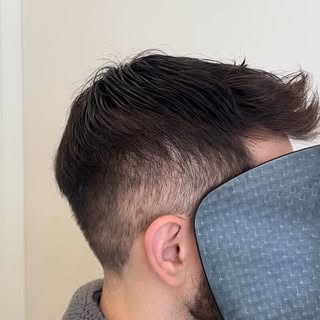 Before and after application! 🌱 

This gentleman comes in every 2-3 weeks for a maintenance, and re