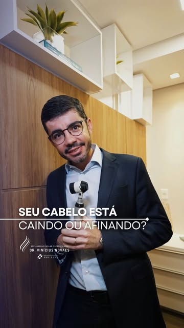 Se você percebeu que o seu cabelo está caindo, afinando ou perdendo a densidade, saiba que você não 