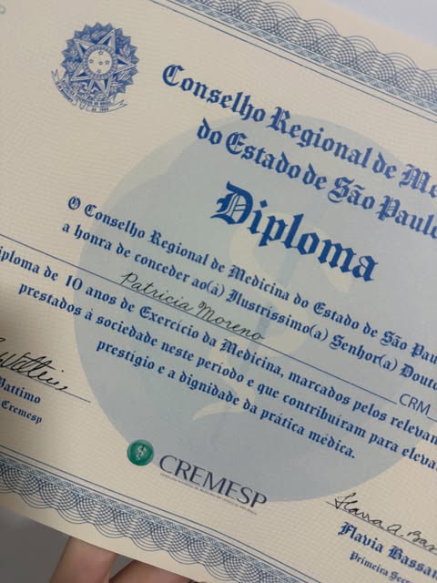 A medicina não foi uma escolha óbvia para mim, não era um sonho de criança, não tinham médicos na mi