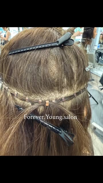Fine hair + extensions that tend to slip? ✨

For this client, I used a customized Waterfall Bead ext