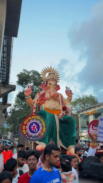 Ganpati bappa morya 🌸 ❤️ 
.
.
.
.
#fyp #reels #ganpatibappamorya #explore #reelsinstagram