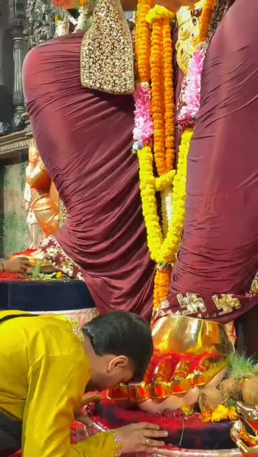 Majhe bappa 🙏

#parel #khetwadi #mumbai