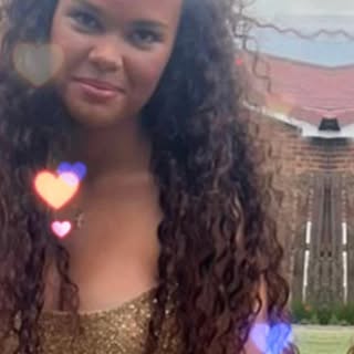 Who said curly girls can’t have Hair Extensions … Ava absolutely slaying it at #prom2025 #slay #curl