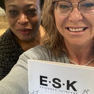 😀It was a pleasure to welcome @reneecampbell_in_uk from @esk_skincareclinics to @crewe_hair_skin_cl
