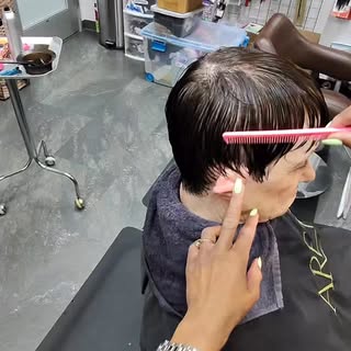 As an artist, hair transformation is more than a service—it’s a masterpiece in motion. Every strand 