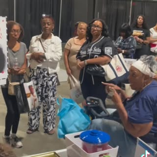 ✨ FREE Microscope Scalp Analysis at the KJLH Women’s Health Expo! ✨

Have you ever wondered what’s r