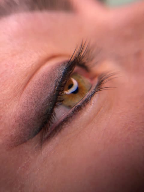 Bei meinem Shading Eyeliner wird die Intensität immer individuell auf das Auge, den Typ und den gewü