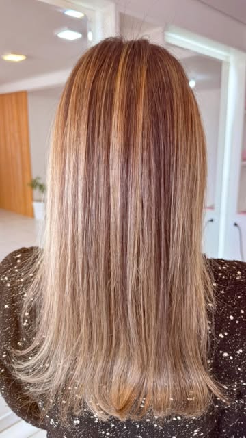 Não é só sobre fazer o cabelo crescer. É sobre transformar a saúde do fio desde a raiz. ✨

Quando o 