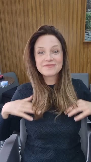 A Giovana enfrentou um dos momentos mais delicados da sua vida: a perda de cabelo durante o tratamen