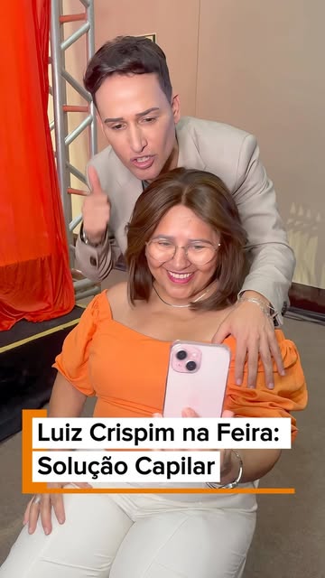 Durante sua passagem por João Pessoa, na 18ª Feira Paraibana da Beleza, Luiz Crispim recebeu Célia p