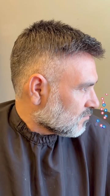 E você aí continua careca🥲
