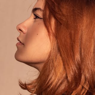 Have you ever wondered if a beauty spot would add to your look?
Talk with our professional make up a