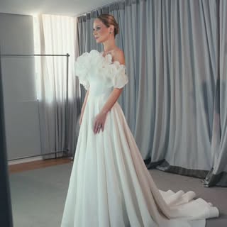 Sob Medida Noiva | Julia Cabral ✨

O vestido sob medida da Júlia nasceu do desejo de um vestido mini