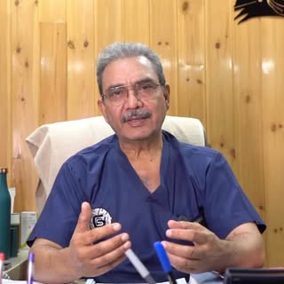 Ques- Dr. , hair transplant ke baad office kab join kar sakte hain?🤔💼

Most asked question ka hone