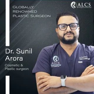 Meet Dr. Sunil Arora
a globally renowned plastic & cosmetic surgeon!

✔ 22+ years of surgical experi