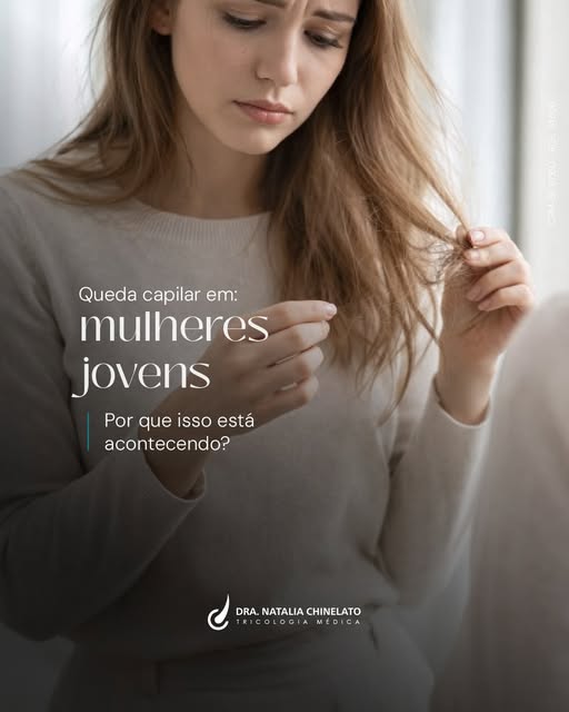 A queda de cabelo não é mais um problema restrito às mulheres mais velhas. Cada vez mais pacientes j