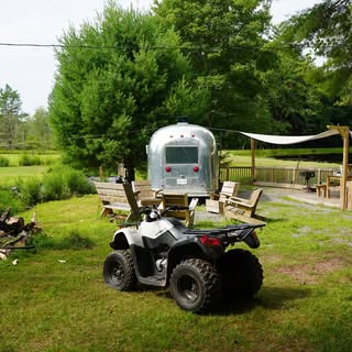 Young’s Acres 🏕️🎣 Airbnb. @youngsacres