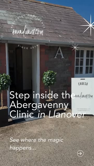 Come and sneak a look inside my beautiful new clinic in Llanover! 

A calm, private space designed f