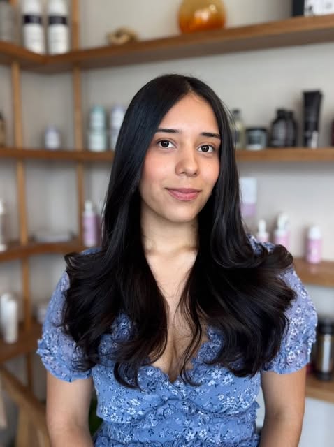 Happy client después de un corte de cabello y estilizado✨
🤍Gracias por su confianza