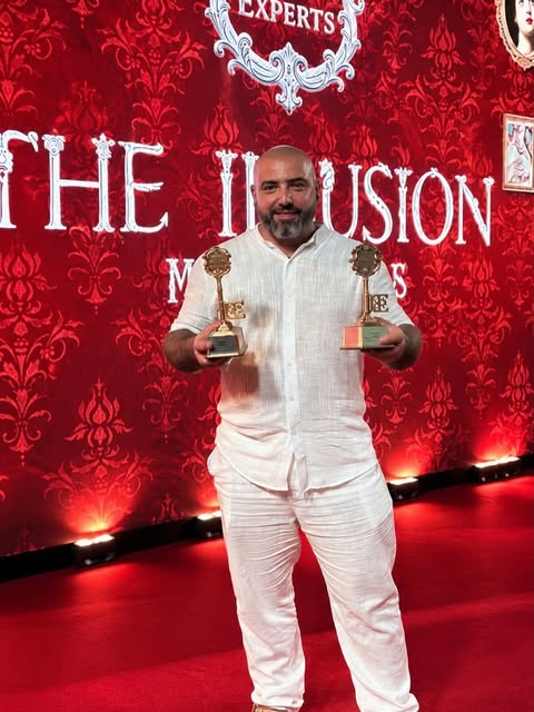 Seguimos sumando 🏆🏆

🥈 2º puesto · Máster Látex
🥈 2º puesto · Máster Modelo Real

Esta vez en Va