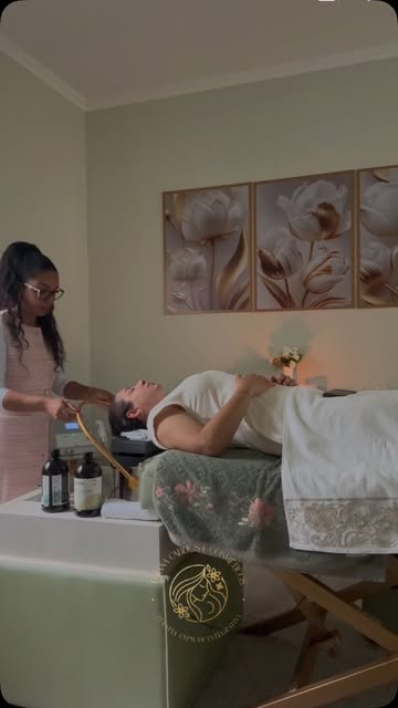 TERAPIA CAPILAR INTEGRATIVA 🤍🍃

Cuidar dos cabelos vai muito além da beleza. ✨
É sobre saúde, equi