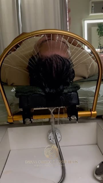 Na Terapia Capilar, cada etapa é pensada para proporcionar cuidado profundo ao couro cabeludo e devo