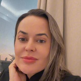 ✨ Cuidar da estética vai muito além da aparência — é um gesto de carinho com você mesma! 
Confira 5 