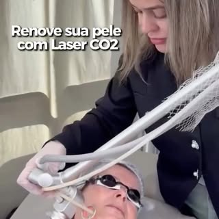 O segredo para renovar a pele do rosto ao colo está aqui! ✨
Ver a Dra. Claudia em ação com o Laser d