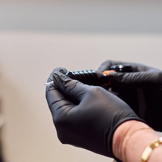 Hoeveel behandelingen zijn er nodig?

Wij werken vaak met 4 behandelingen.
Dit om het mooiste result