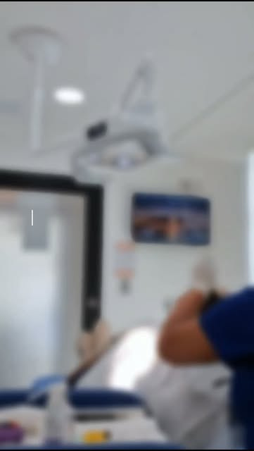 No esperes que al caída de tu cabello  sea mas abundante.!😱

Realizar un tratamiento  de Fortalecim