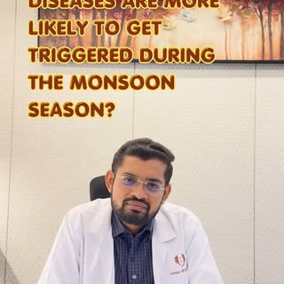 🌧️ Monsoon Skin Alert! 🌧️ 

बारिश का मौसम आते ही नमी और उमस बढ़ जाती है, जिससे कई तरह की त्वचा संब