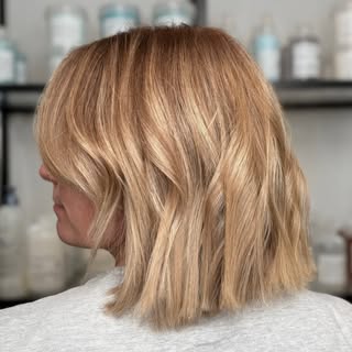 Mi clienta deseaba un cambio drástico con un bob y un balayage🤭🩷que les parece ??