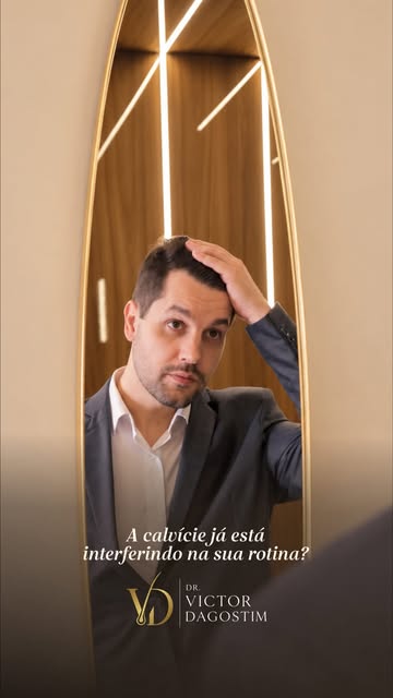 Quando a calvície começa a incomodar a ponto de você evitar fotos ou mudar a forma de pentear o cabe