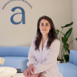 ✨ Hoy queremos presentaros a una nueva incorporación a nuestro equipo: la Dra. Gloria Juan.
Gloria e