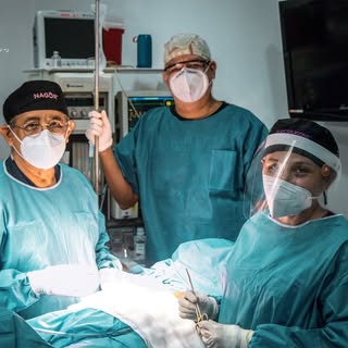 Al realizar mis cirugías cuento con personal capacitado para unos resultados excelentes y cuidar la 