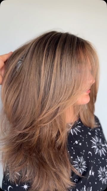 Just a little partial to freshen up this beauty!

Stylist// Jessie